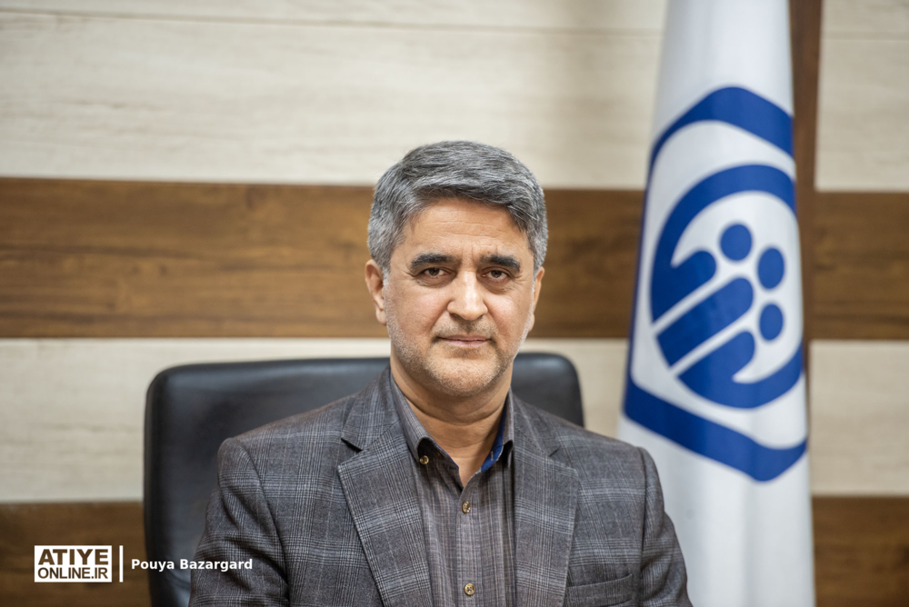 روزانه پذیرای ۳۰۰۰ مراجعه کننده هستیم