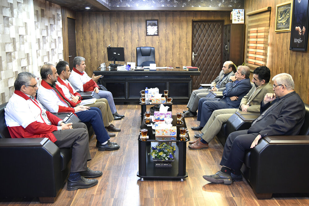 نشست مشترک مدیرکل تامین‌اجتماعی خوزستان با مدیریت جمعیت هلال احمر استان