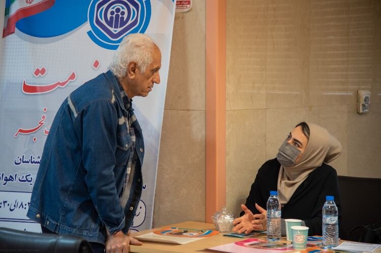 برپایی میز خدمت در بیمارستان تامین‌اجتماعی میلاد اهواز