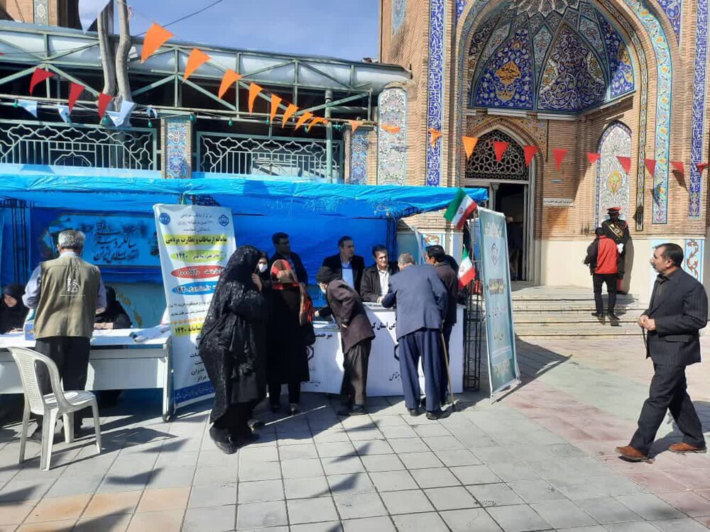 برپایی میز خدمت و پایگاه سنجش سلامت مدیریت درمان تامین‌اجتماعی کرمانشاه در مصلی نمازجمعه 