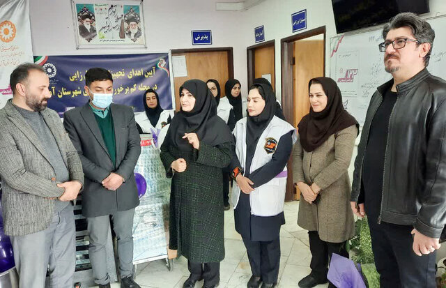 توزیع تجهیزات اشتغالزایی بهزیستی در مناطق کم‌برخوردار آمل