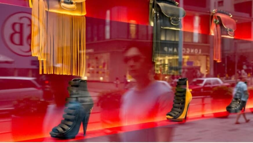 سرمایه‌گذاران سهام کالاهای لوکس اروپایی را در چین خریداری می‌کنند