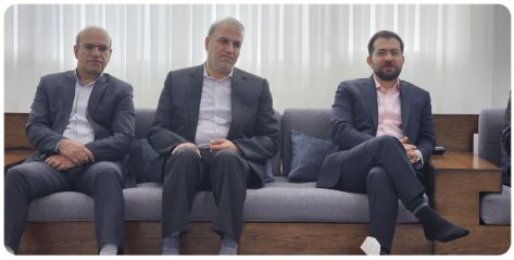 دیدار مدیران درمان و بیمه تامین اجتماعی استان کرمانشاه با خانواده معظم شهدا