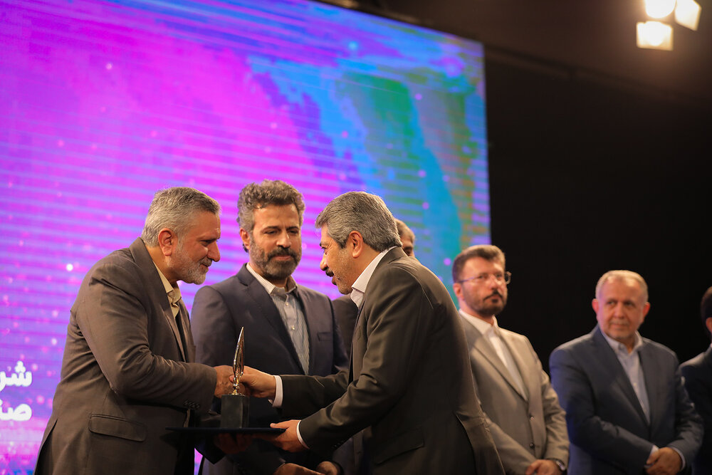 معرفی برگزیدگان همایش بنگاه‌های برتر صندوق‌های بازنشستگی