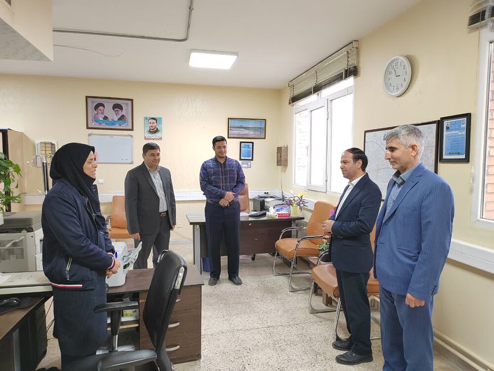 بازدید مدیرکل تامین اجتماعی خراسان شمالی از شعبه اسفراین
