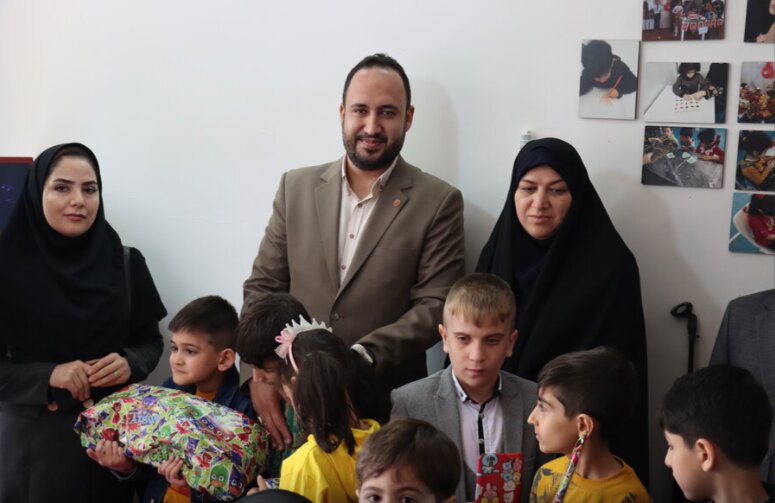 بازدید مدیرکل بهزیستی اردبیل از مراکز جامع روزانه توانبخشی طیف اتیسم