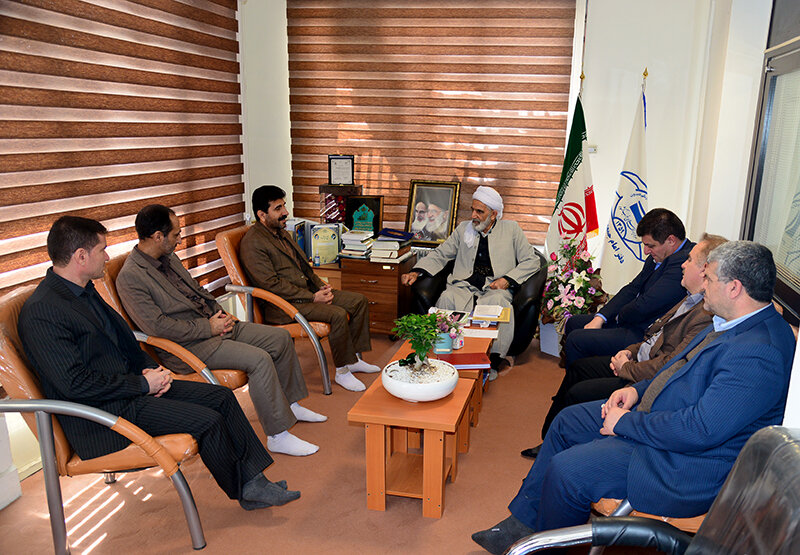 دیدار مدیران بیمه و درمان تامین اجتماعی استان کردستان با امام جمعه سنندج