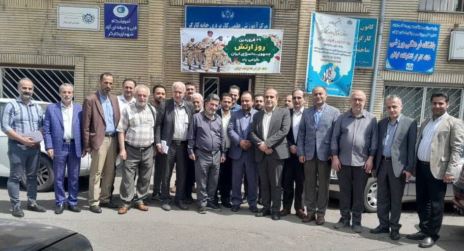 دیدار مدیران کل و درمان تامین اجتماعی گیلان با فعالان تشکل‌های کارگری استان