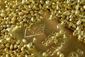 قیمت طلا کاهش یافت 