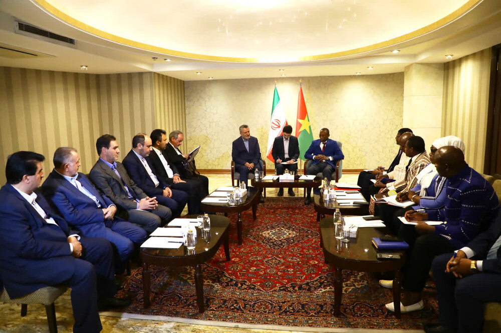 تأکید بر توسعه همکاری‌های اقتصادی ایران و بورکینافاسو