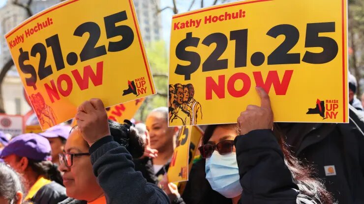 حمایت صاحبان مشاغل کوچک از افزایش دستمزد در آمریکا