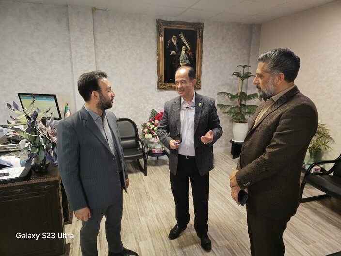 بازدید سرزده مدیرکل تامین اجتماعی آذربایجان غربی از شعبه یک ارومیه