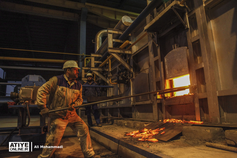 لزوم اعمال مزد پایه سنوات و مزایای حق تأهل در لیست بیمه از ابتدای دی‌