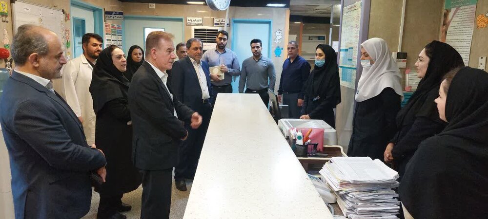 تقدیر مدیر درمان تامین اجتماعی خوزستان از کارگران و ماماهای بیمارستان امیرکبیر اهواز