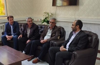 برگزاری نشست تعاملی سرپرست اداره تامین اجتماعی دالاهو با اعضای کانون بازنشستگان 