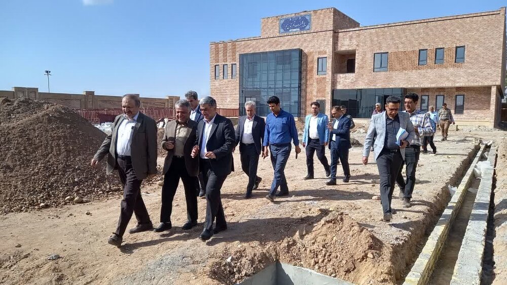 رفع موانع راه‌اندازی پروژه درمانگاه تامین اجتماعی مهریز یزد