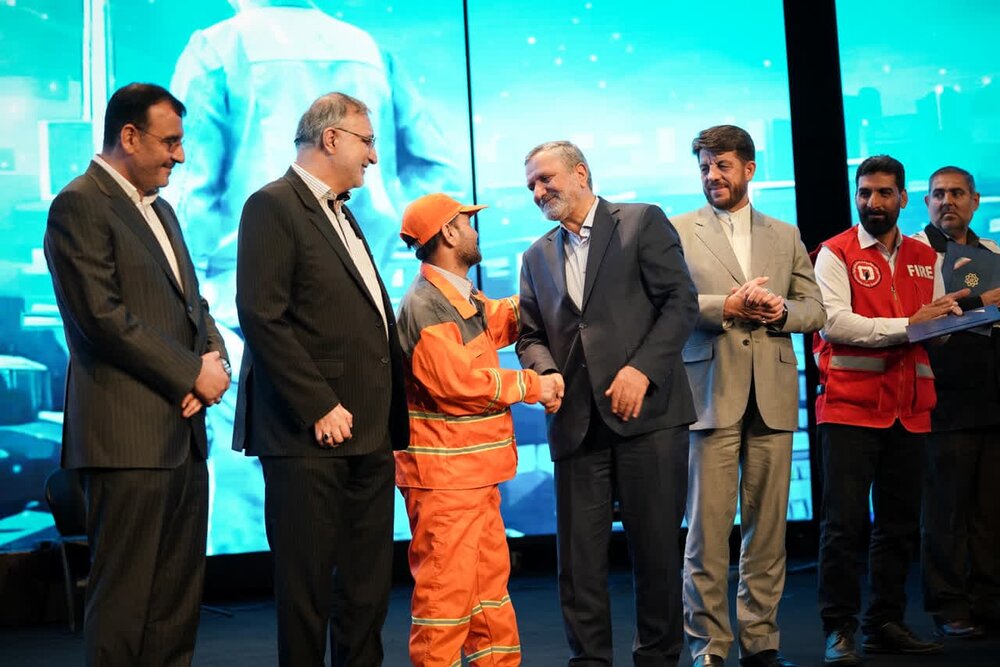 کارگران ستون فقرات تولید هستند