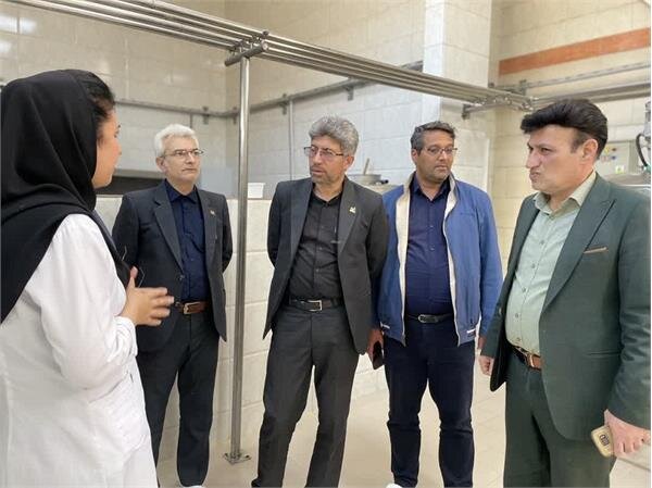 بازدید مدیرکل تعاون،کار و رفاه اجتماعی خراسان رضوی از شرکت تولیدی تیوان دارا گرد خراسان