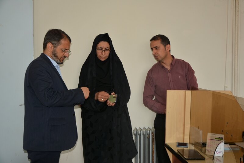 بازدید مدیرکل تامین اجتماعی استان یزد از شعبه خاتم