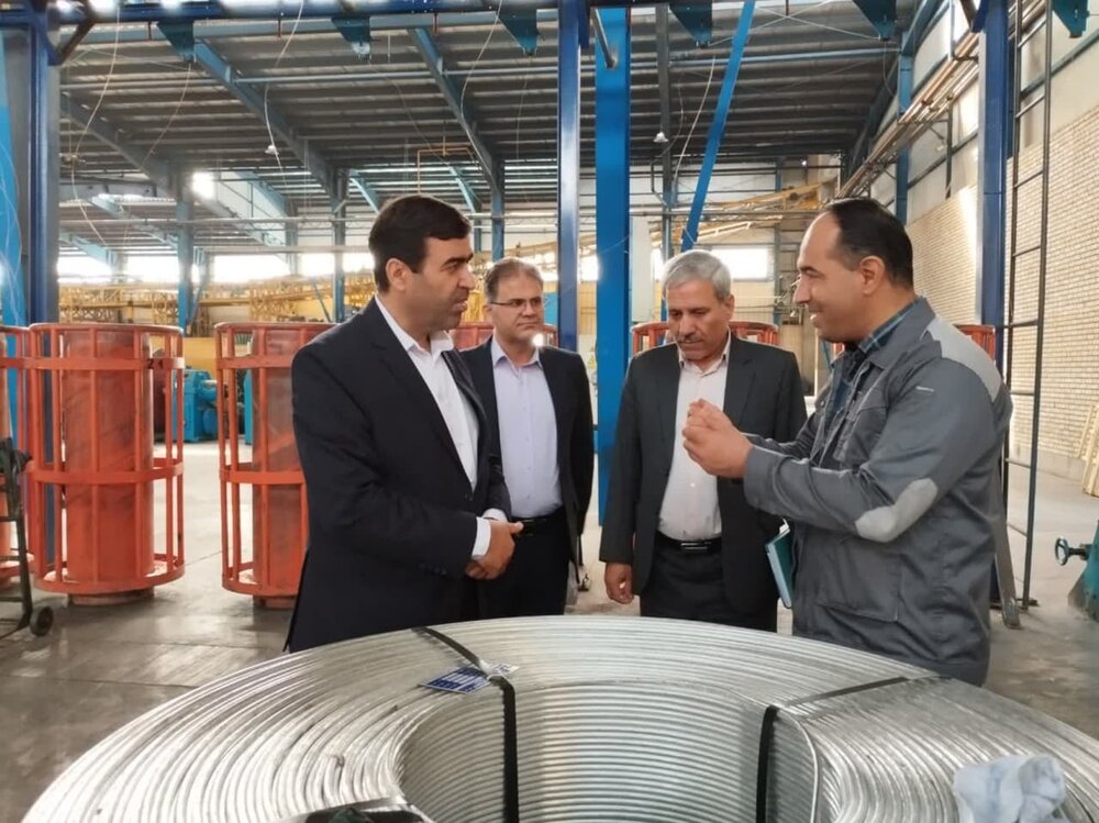 بازدید مدیرکل تامین اجتماعی استان مرکزی از شرکت کابل سینا زرندیه