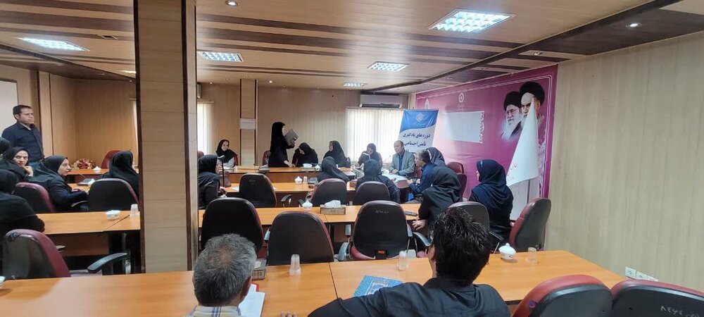 برگزاری کارگاه و همایش آموزشی برای رابطین بیمه‌ای اداره کل بهزیستی استان همدان