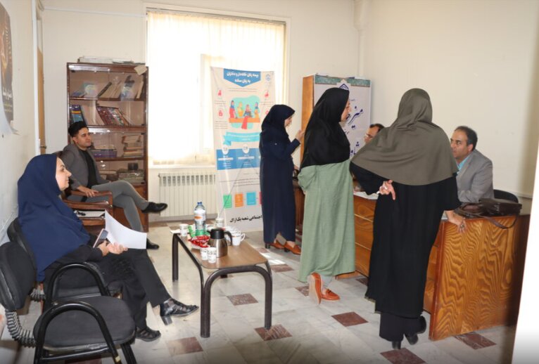 برگزاری میز خدمت اداره کل تامین اجتماعی استان مرکزی در بهزیستی استان