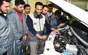 نقش آموزش های مهارتی در اشتغال پذیری و کسب درآمد