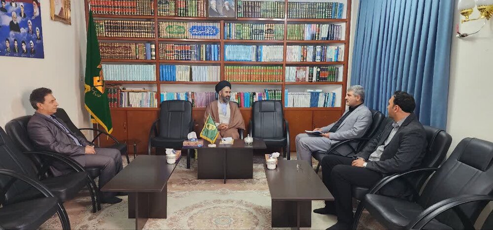 دیدار مدیر درمان تامین اجتماعی اردبیل با امام جمعه شهرستان خلخال