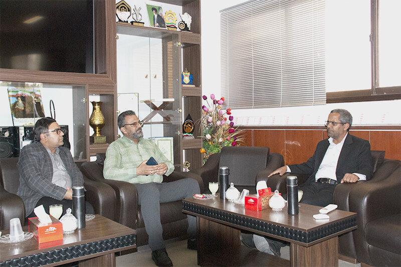 دیدار مدیرکل تامین اجتماعی کرمان با نمایندگان شرکت پگاه 