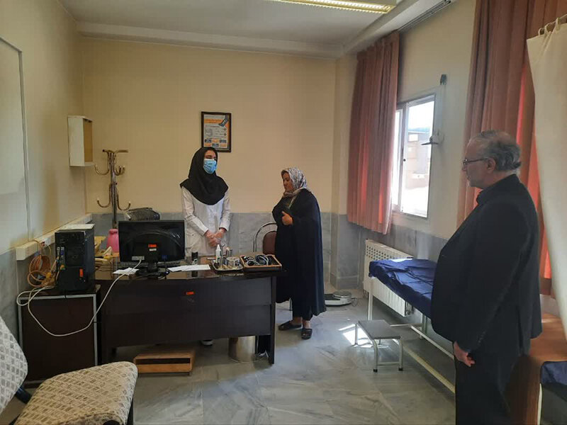 بازدید مدیر درمان تامین اجتماعی استان کرمان از درمانگاه بردسیر