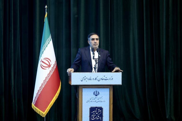 شتاب تولیدات ۱۳۰ رشته صنعتی با رونق صنعت ساختمان 