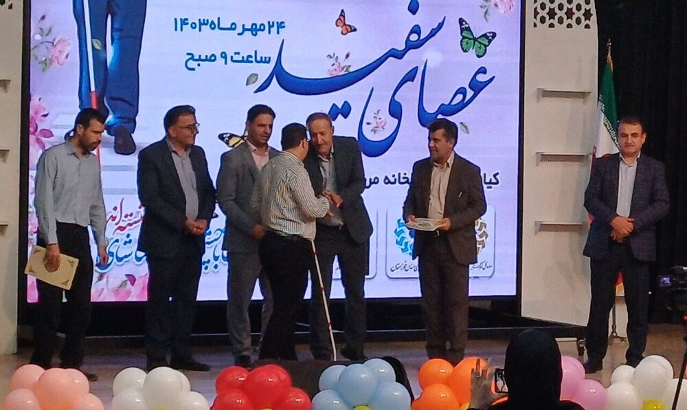 بیش از ۱۷ هزار نفر با معلولیت بینایی زیر پوشش بهزیستی خوزستان هستند
