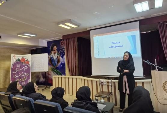 برگزاری کارگاه آموزشی فرزندپذیری در بهزیستی کرج