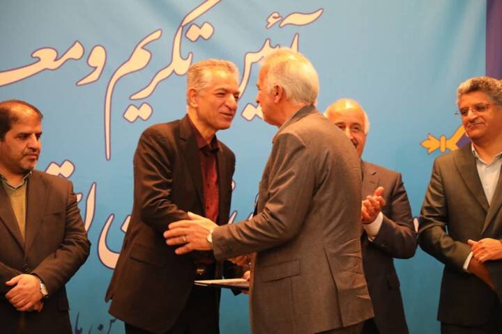 پیشگیری و غربالگری بیماری‌های مزمن در اولویت باشد