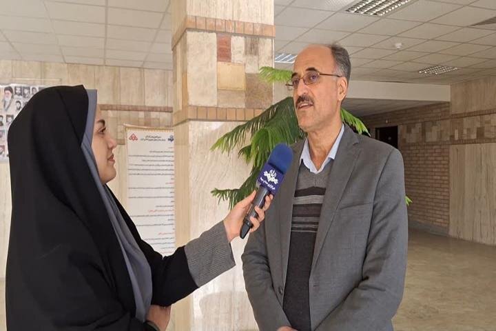 مطالبات مراکز طرف قرارداد درحال پرداخت است