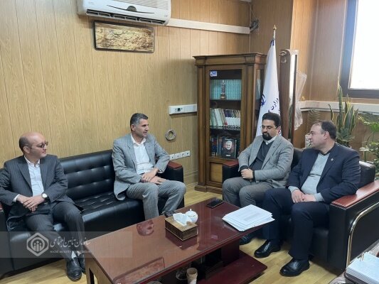 دیدار مدیرکل تامین اجتماعی استان قزوین با فرماندار آبیک
