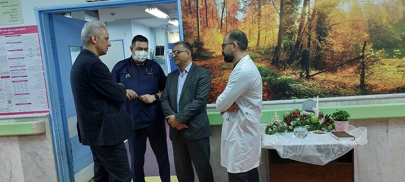 بازدید نوروزی مدیرکل درمان مستقیم سازمان تامین اجتماعی از بیمارستان حضرت رسول اکرم (ص) رشت
