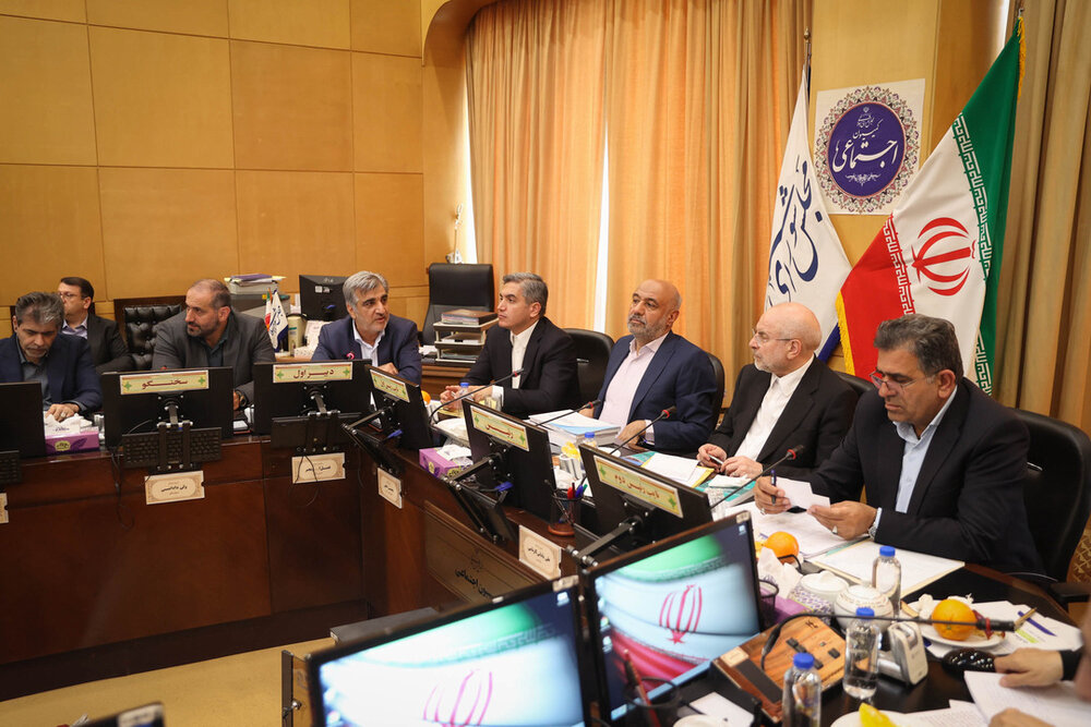 دولت نباید در پرداخت حق بیمه‌ها کوتاهی کند