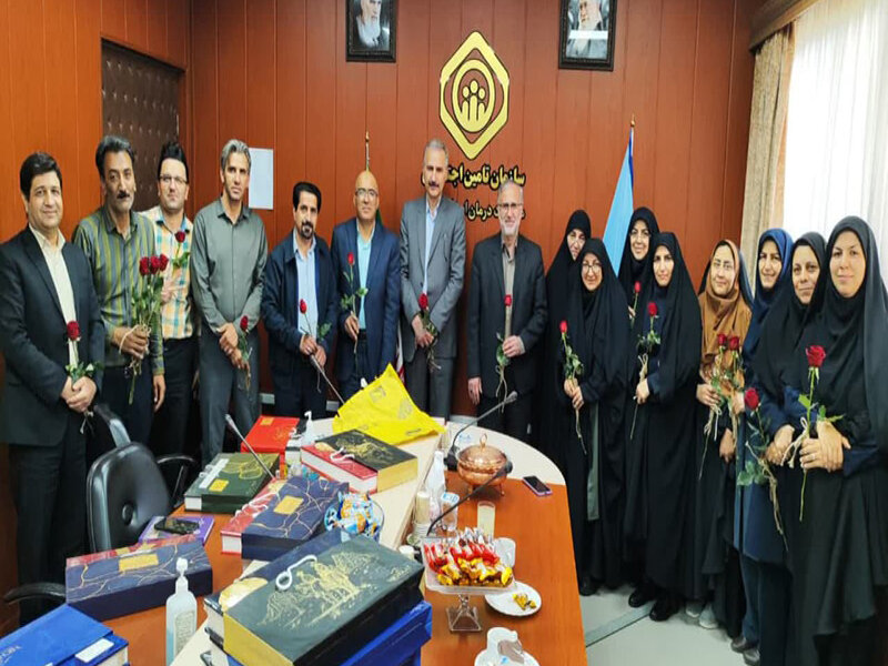 تجلیل از همکاران حوزه منابع انسانی تأمین اجتماعی کرمان