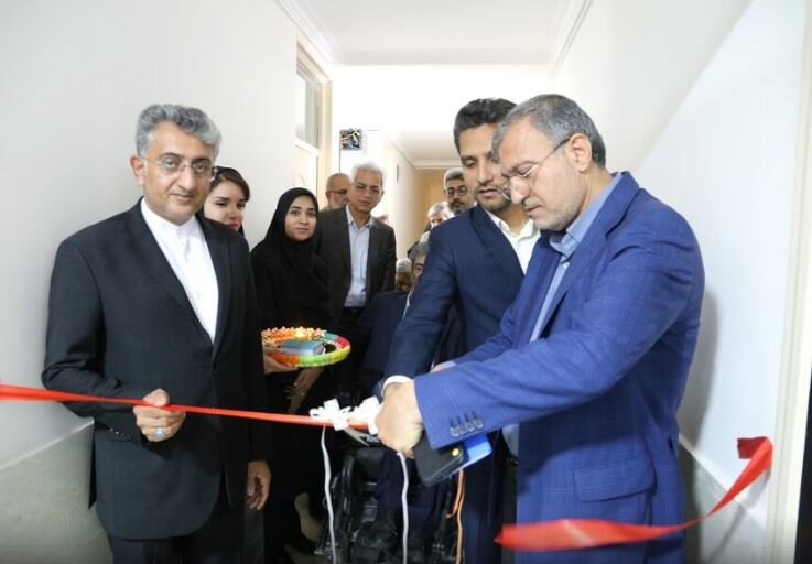 افتتاح مرکز تخصصی فیزیوتراپی برای معلولان هرمزگانی با حضور مسئولان ارشد