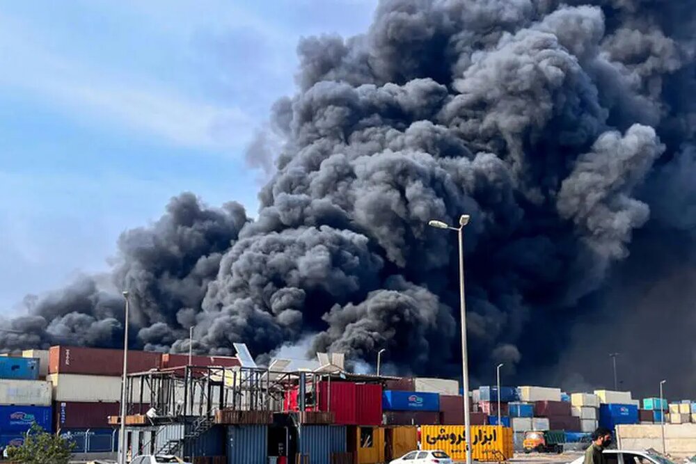 حریق دوباره بندر شهید رجایی مهار شد 