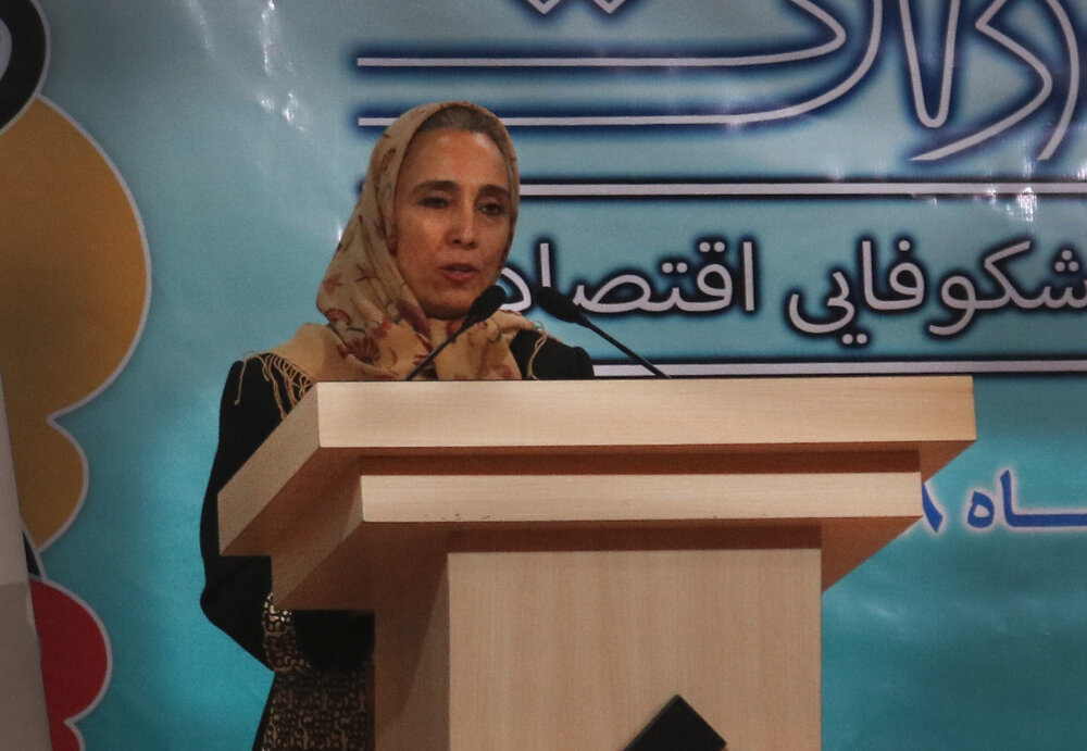 مانع سیستمی برای فعالیت زنان کارآفرین کشور وجود ندارد 