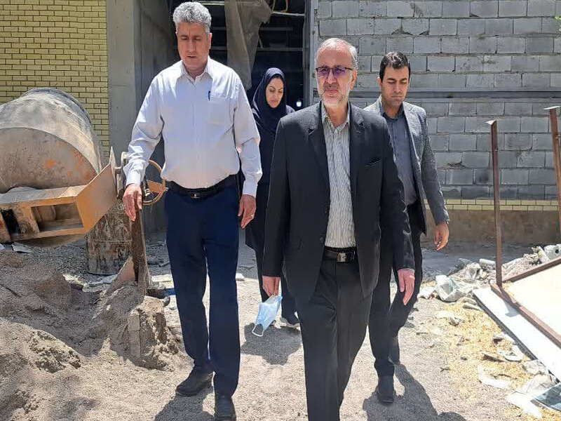 بازدید مدیر درمان تامین اجتماعی کرمان از بیمارستان دکتر غرضی سیرجان