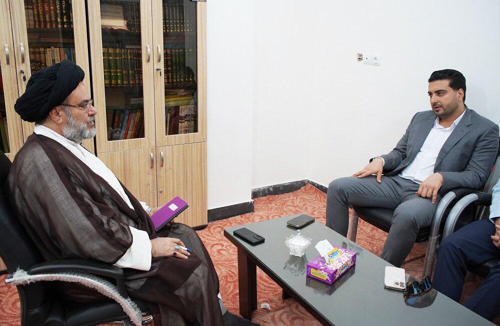 دیدار مدیر درمان تأمین اجتماعی بوشهر با امام‌جمعه جم