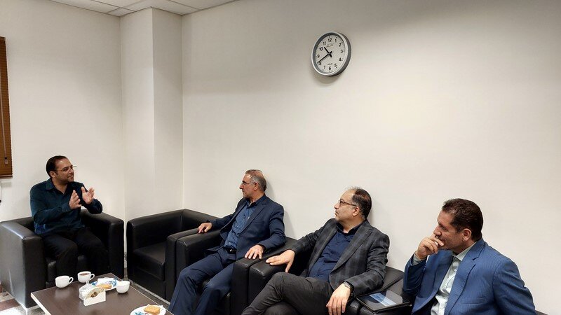 ملاقات مردمی مدیر درمان تامین اجتماعی استان مرکزی در محلات و دلیجان