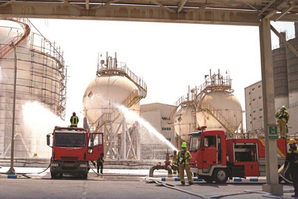  نخستین مانور هلدینگ تاپیکو در منطقه ویژه اقتصادی پتروشیمی برگزار شد