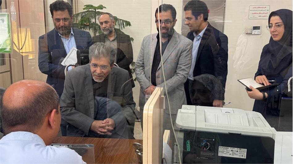 باید صدای بازنشستگان را بی‌واسطه شنید