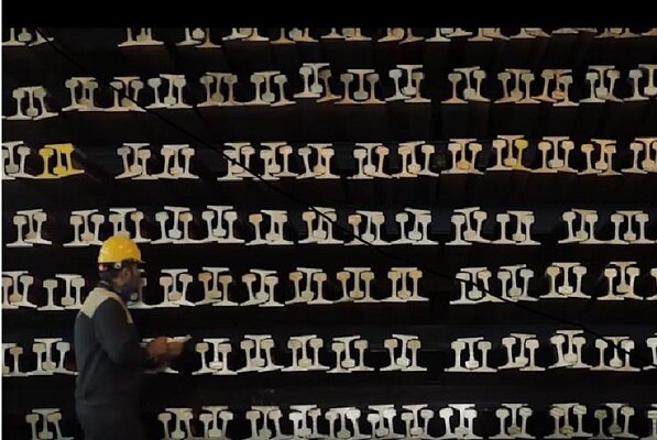 رکوردشکنی ذوب آهن اصفهان در تولید فولاد و نورد ریل 