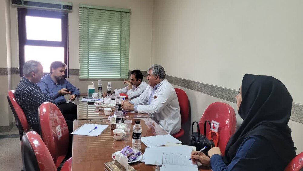 بازدید ادواری مدیر درمان تامین اجتماعی کاشان از پلی‌کلینیک بوعلی