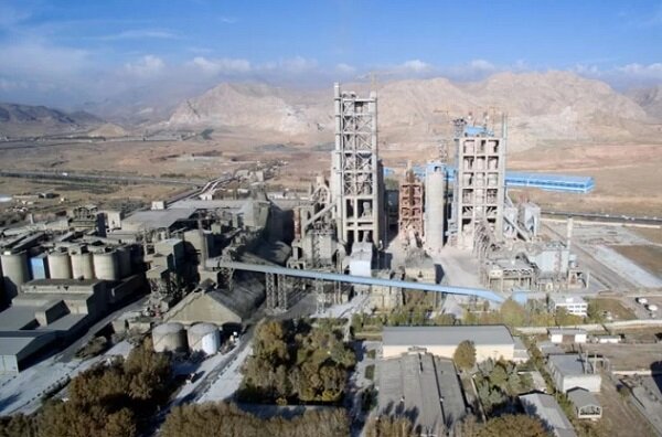 تقسیم سود ۶۸۱۰ ریالی سیمان آبیک به ازای هر سهم